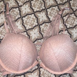 Victoria’s Secret bra